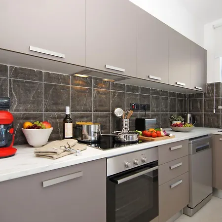 Votsalo - 30m From Med Sea