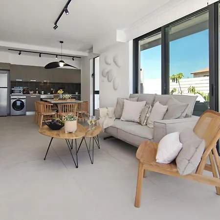 Votsalo - 30m From Med Sea * 아이아 나파