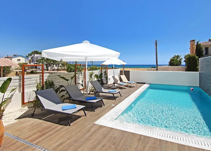 Villa Votsalo - 30m From Med Sea